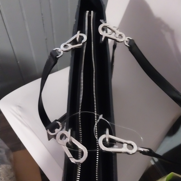 Karl Lagerfeld Paris Womens Leather Adele Tote Bag w/Charms - Picture 5 of 8